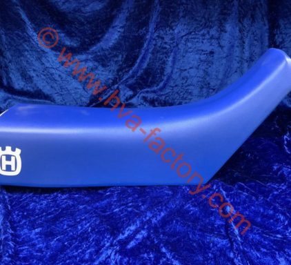 Genuine 1985 / 1985 Complete Seat.      151358101     /     15-13-581-01