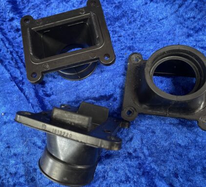 21B - Husqvarna  Intake Manifold NOS 1984 L/C 250cc Flatslide 16-13-720-01    /    161372001