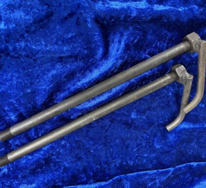 Rear Wheel Spindle ENDURO 1981 - 1984.  (NOS)    151680001    /    15-16-800-01